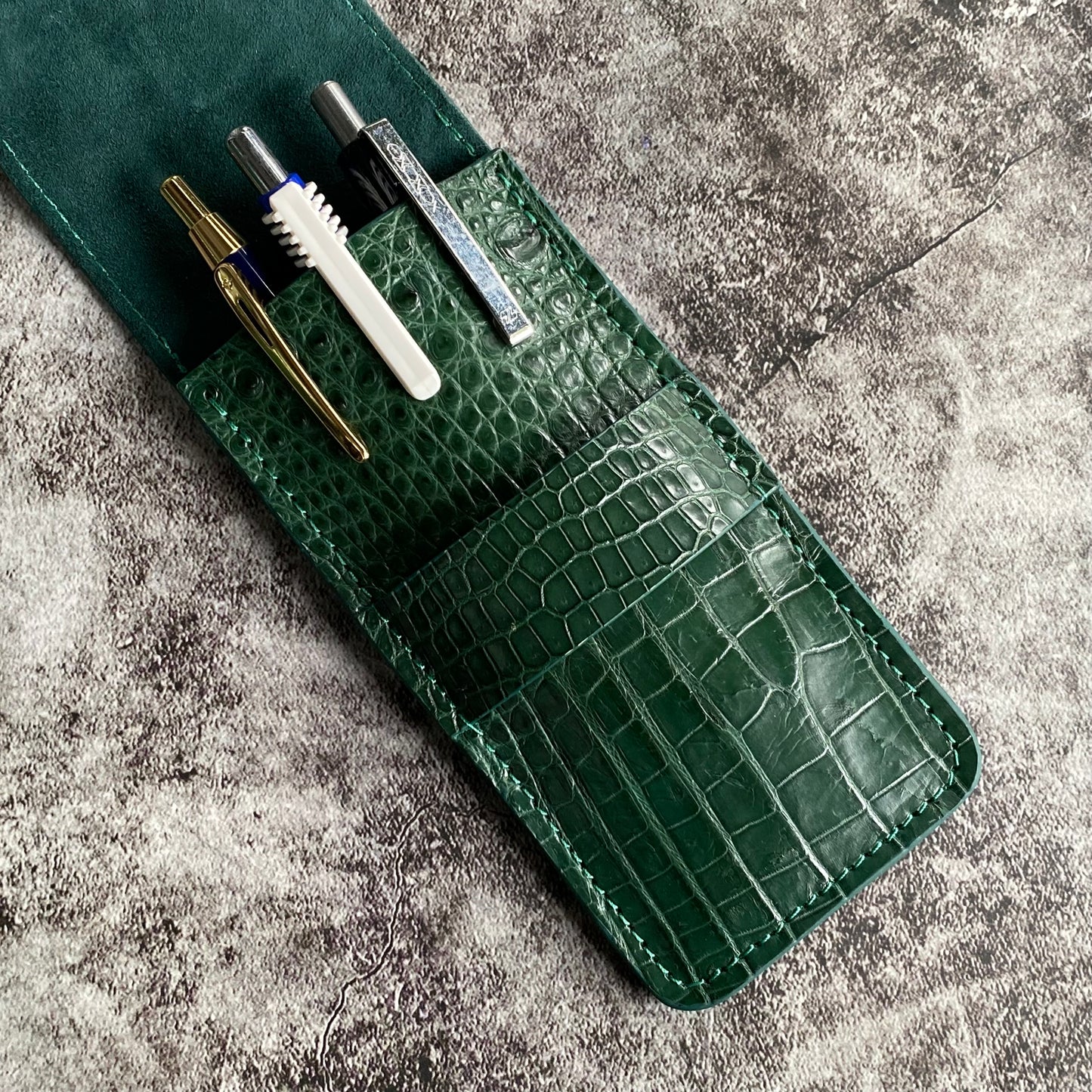 Green Alligator Pen Case