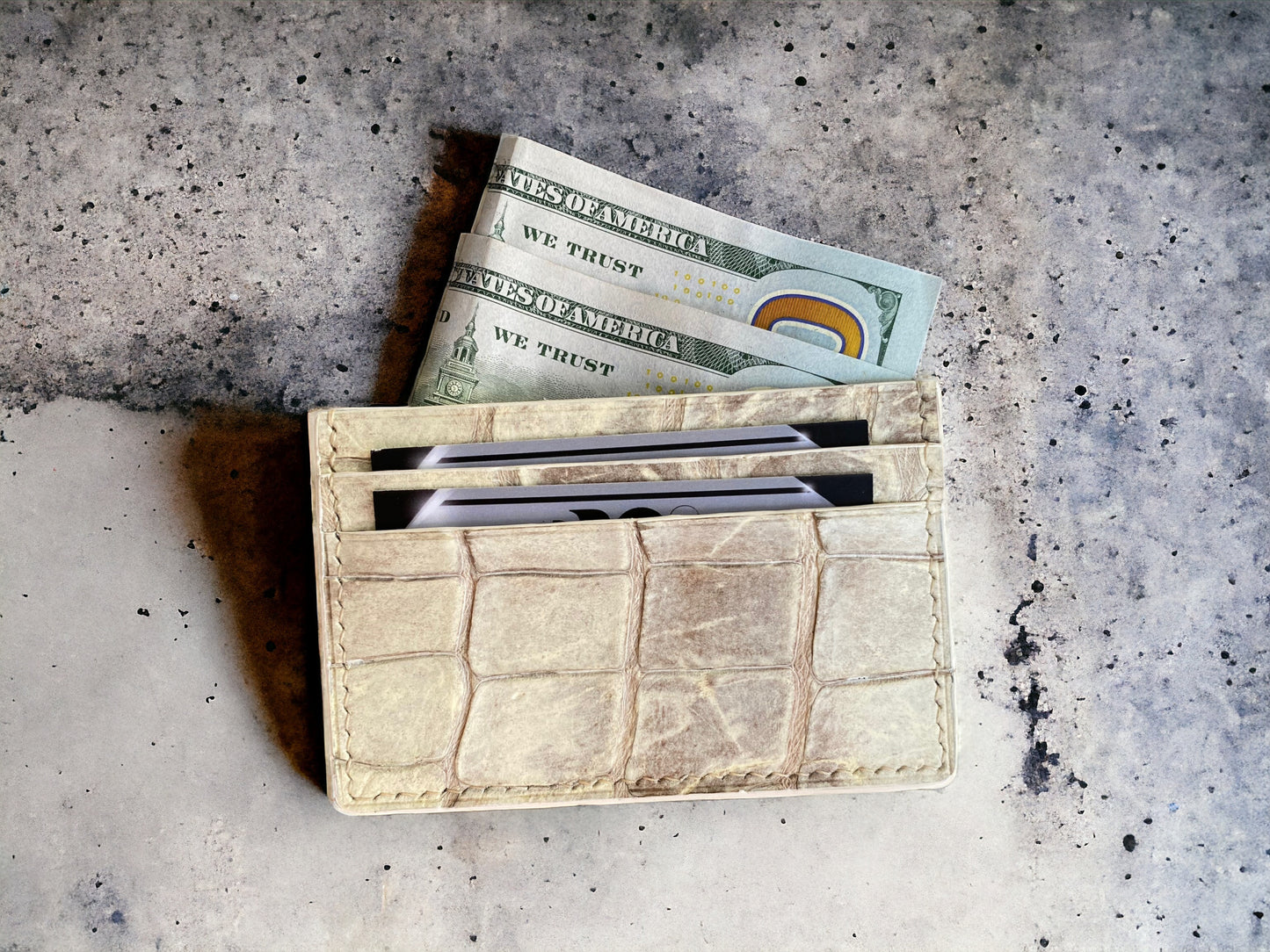 Himalaya Alligator Card Holder