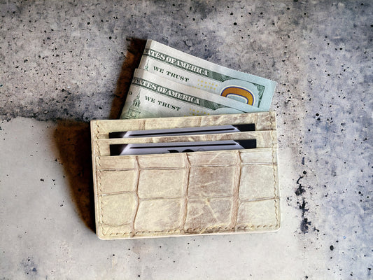 Himalaya Alligator Card Holder