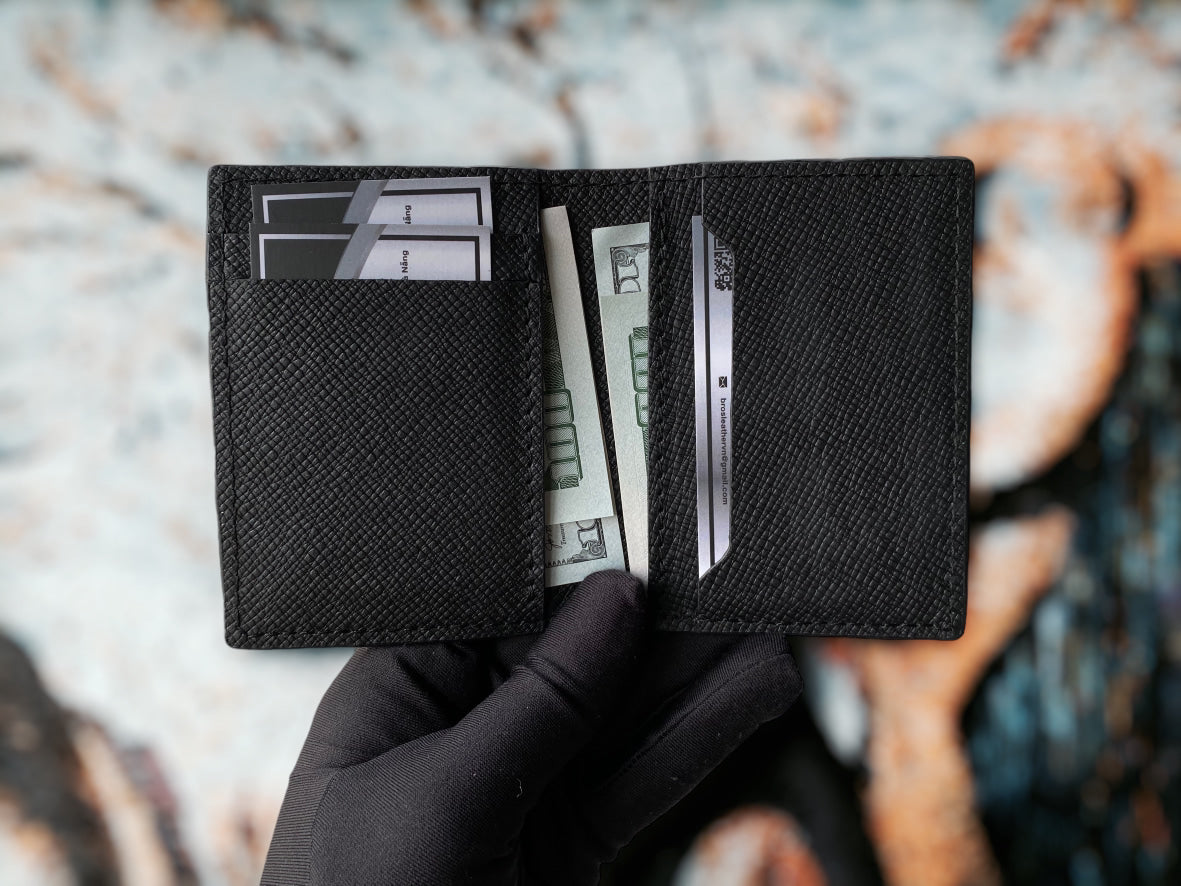 Custom Minimalist Black Cowhide Card Holder - Bifold Card Case