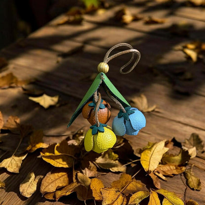 Keychain Bellflower Leather Bouquet Charm